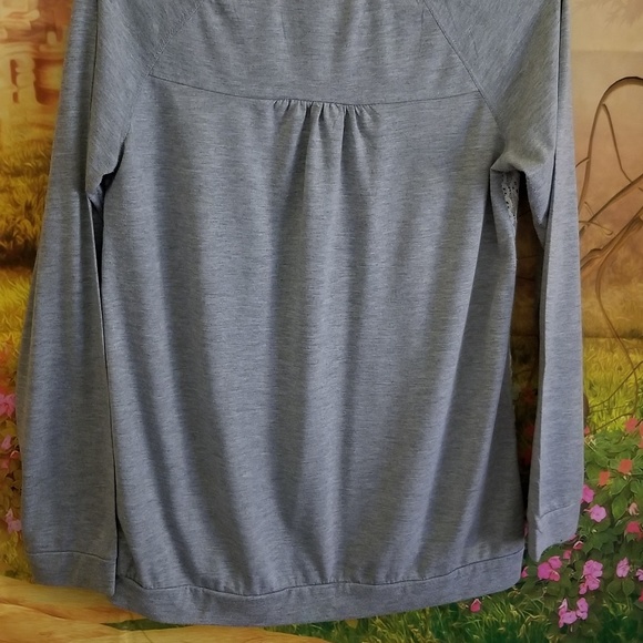 Xhilaration Long Sleeve Top - Picture 4 of 6